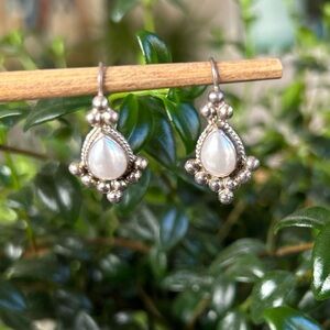 Vintage Mexico Sterling Silver Mother of Pearl Drop Earrings